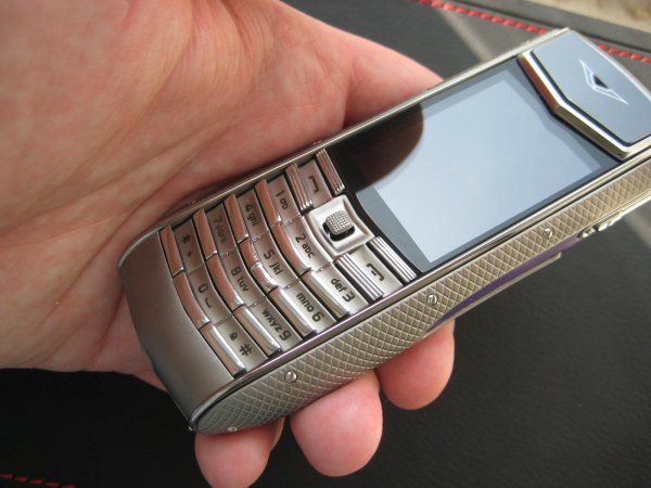 ������ ���������� �������� Vertu Ascent Ti